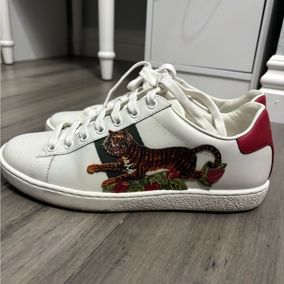 GUCCI YEAR OF THE TIGER WOMENS TENNIS SHOES - Picture 4 of 9